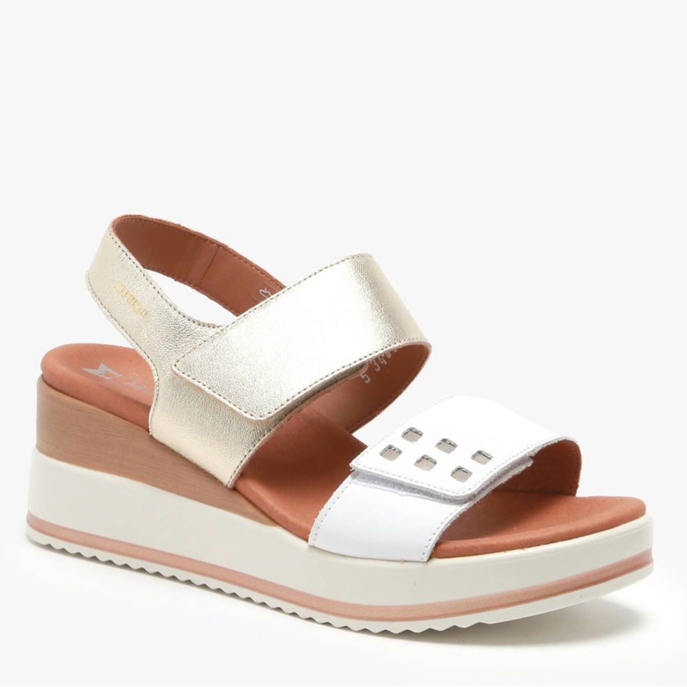 MEPHISTOPHELES- Women’s Swena/Santana White sandals. Size 37